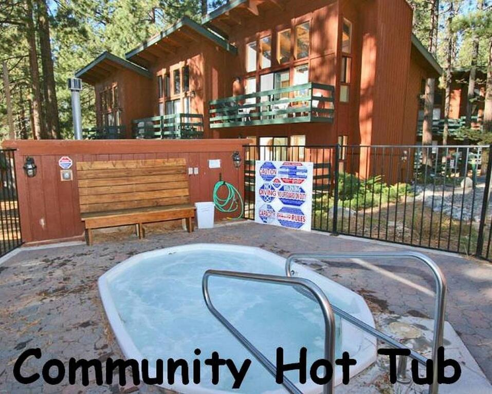 Gunbarrel Getaway By Lake Tahoe Accommodations - thumb 1