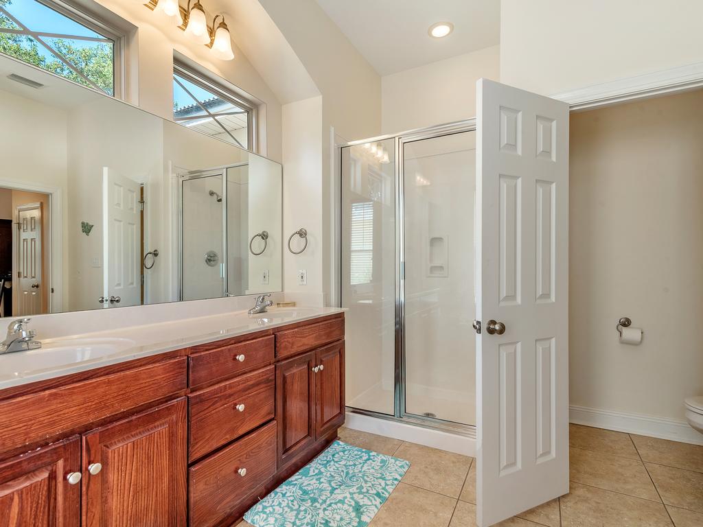 Hale Loa  Elegant 4BR/3BA Beach House Minutes From The Gulf! - thumb 2