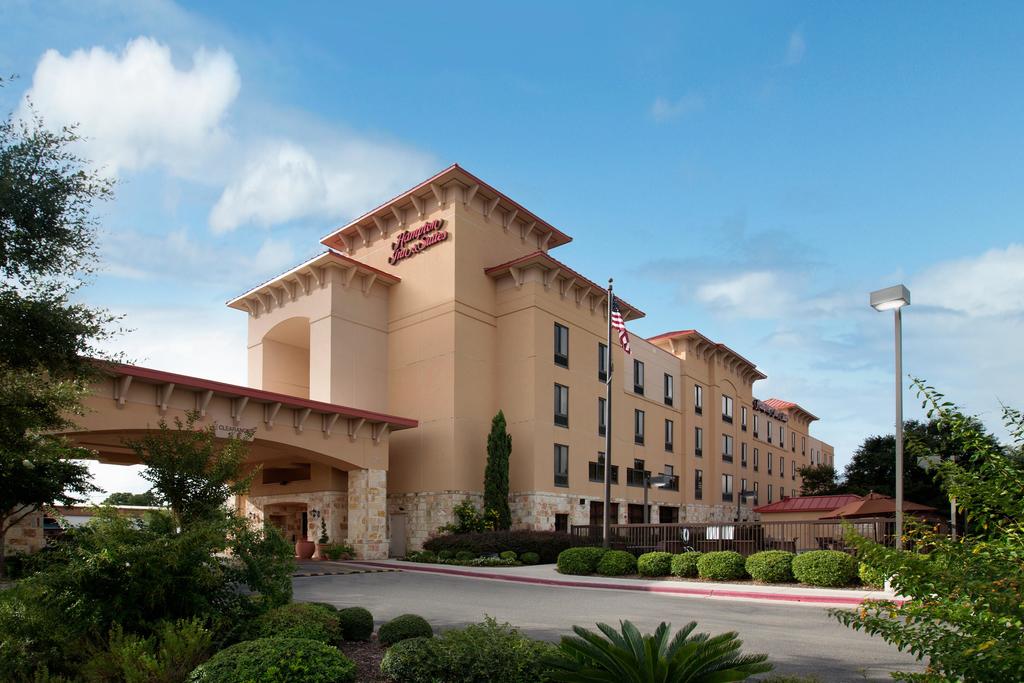 Hampton Inn & Suites San Marcos - thumb 0