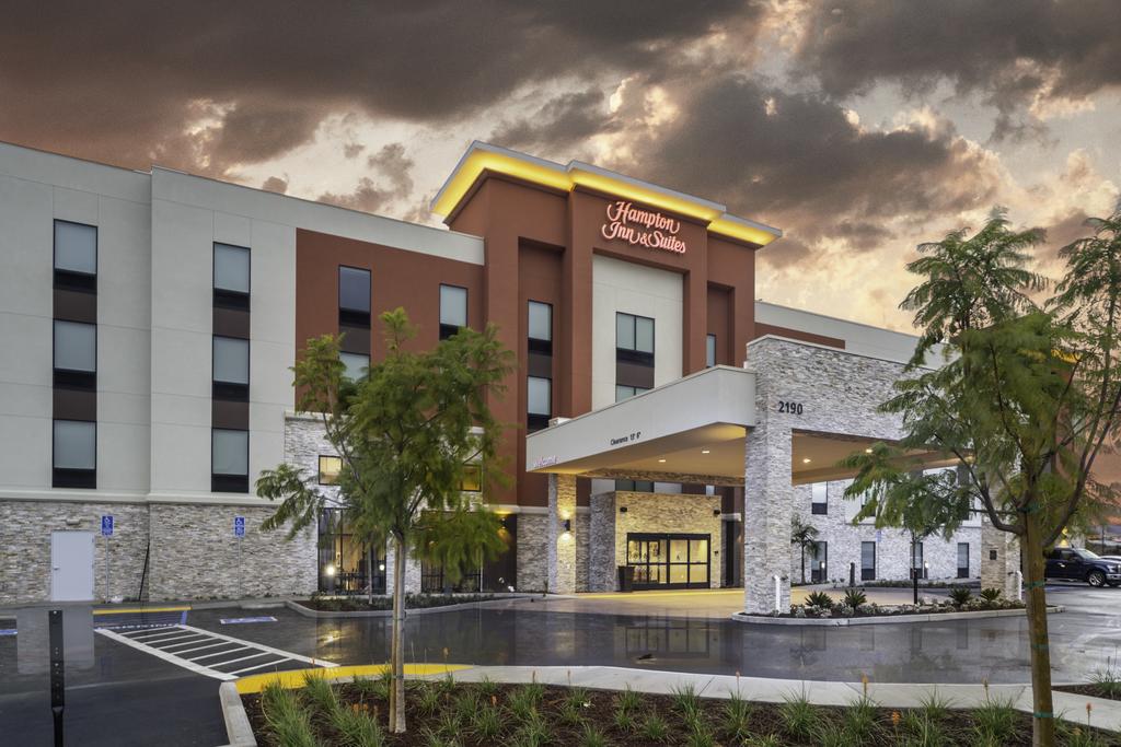 Hampton Inn & Suites Santa Maria - thumb 1