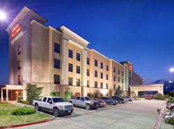 Hampton Inn & Suites Waco-South