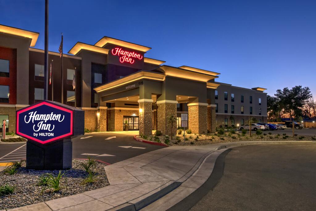 Hampton Inn Fresno Airport - thumb 0