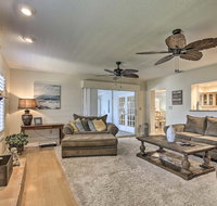 Harbor Bluffs Home with Yard - 5 Mins to Beach - Accommodation China