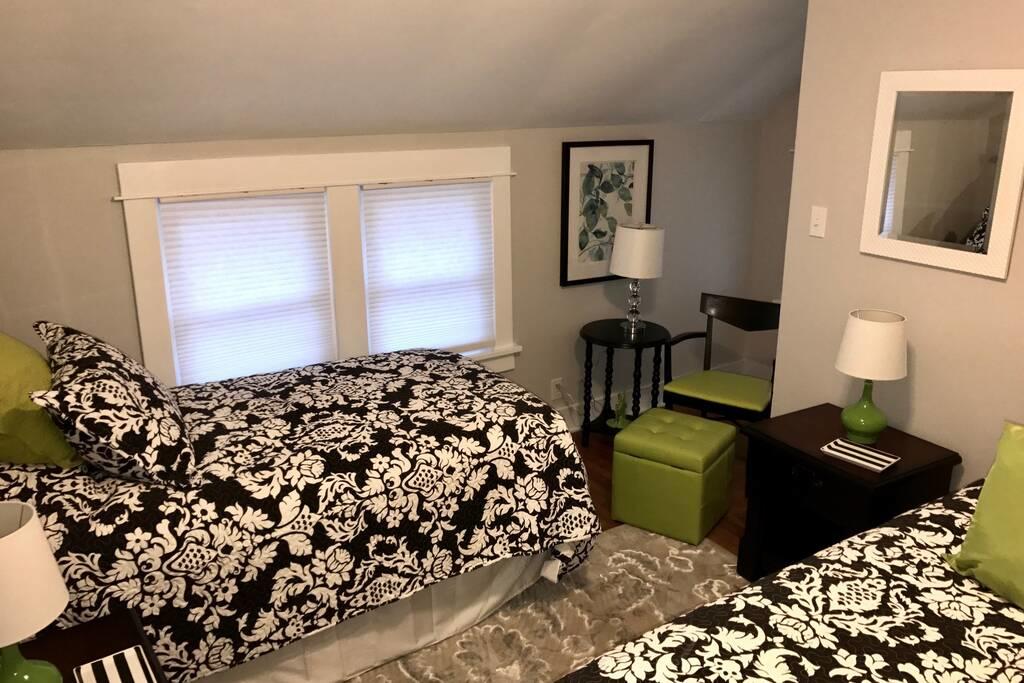 Harbor House - thumb 0