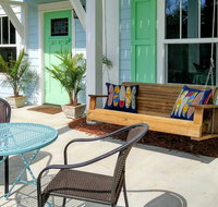 Harbor Oaks Haven - Walk to Front Beach  Downtown - USA Accommodation