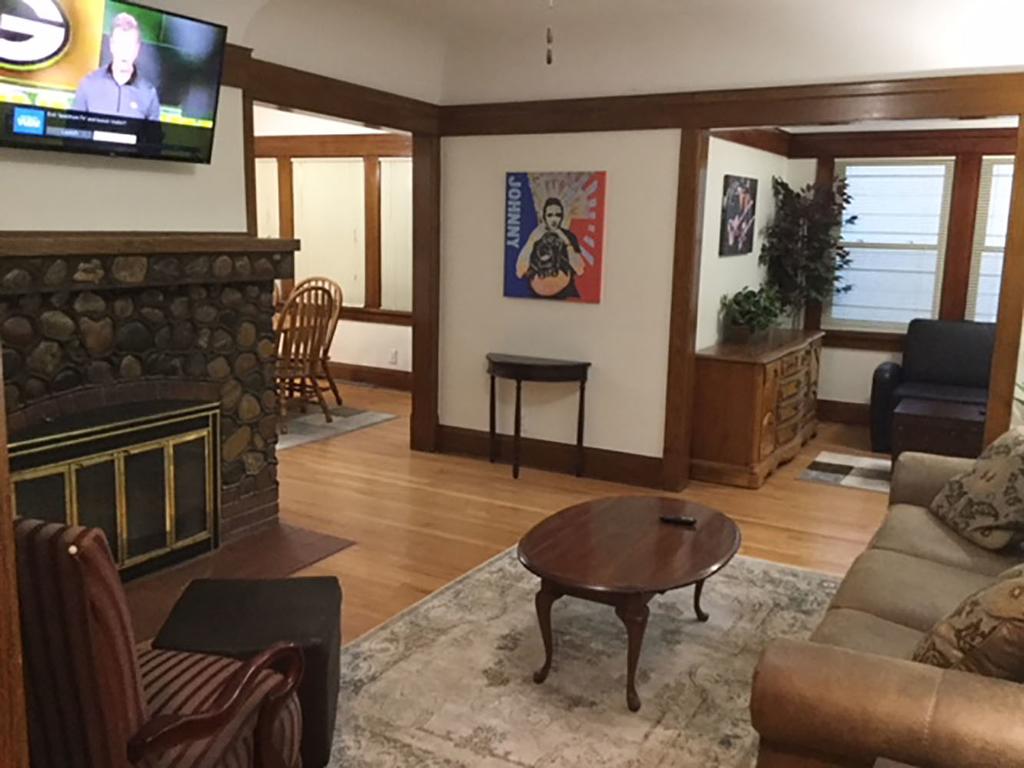 Hard Rock! Professionally Maintained, Self Check In - Sleeps 15 - thumb 2