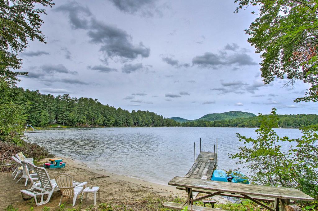 Hartford Cottage With Dock & Private BCH On Bear Pond - thumb 1