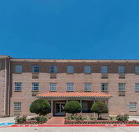 Hawthorn Suites Addison - Tourism Bookings