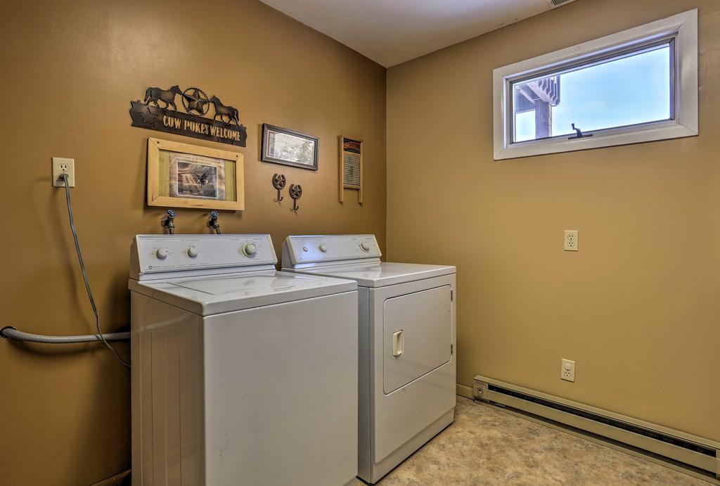 Hermosa Home With Hot Tub - 15 Min To Mount Rushmore! - thumb 0
