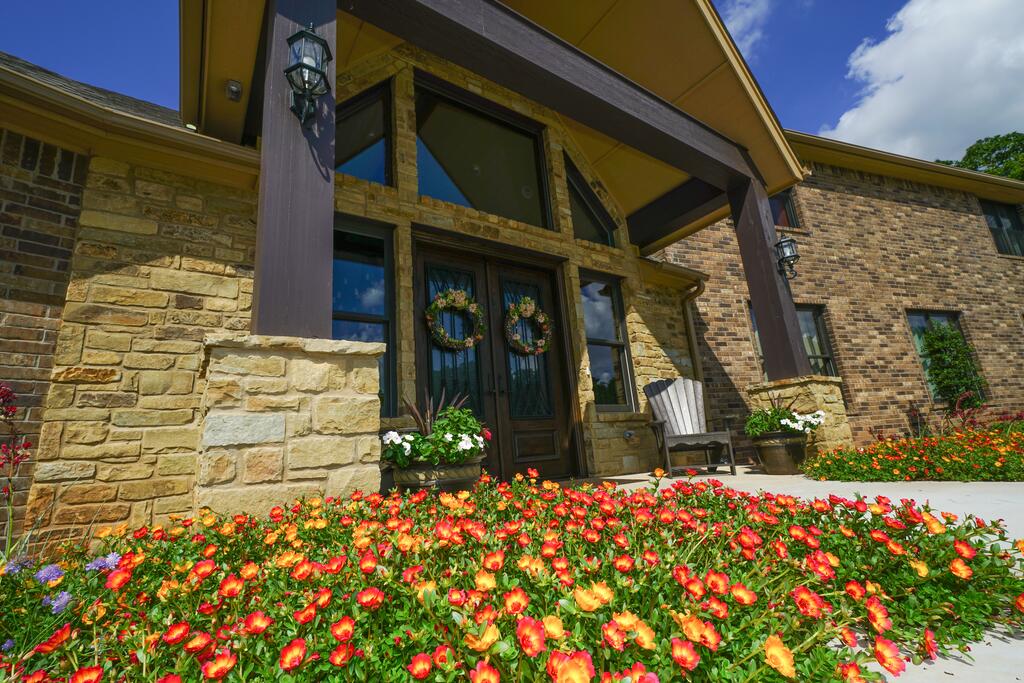 Hidden Meadows Bed And Breakfast - thumb 0