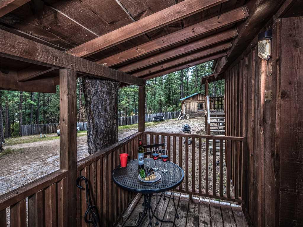 Hideaway, 1 Bedroom, Wood Burning Stove, Midtown, Sleeps 3 - thumb 0