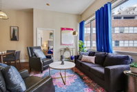 High-Class Downtown High Rise Sleeps 8 w/ Pool Tourism Bookings
