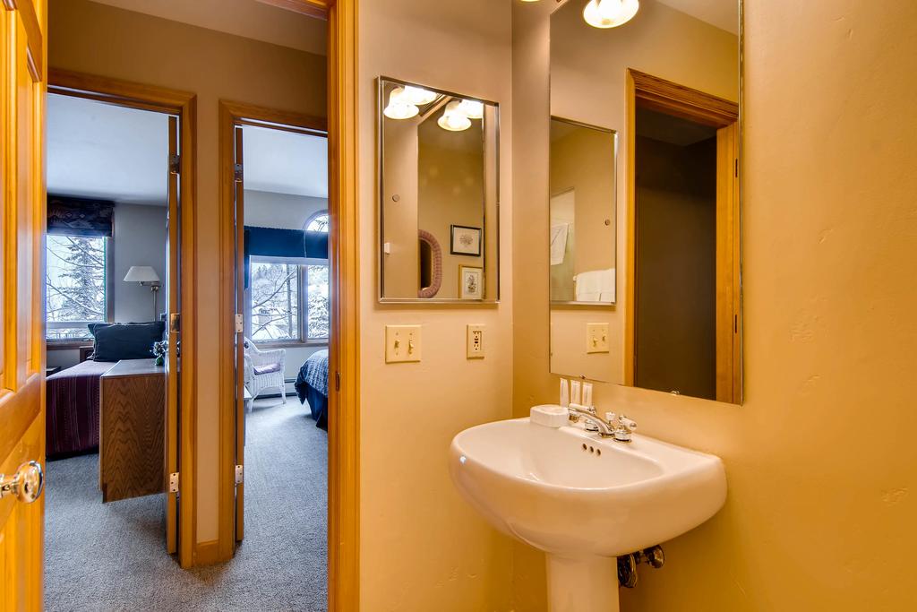 Highlands Lodge 201 - thumb 3