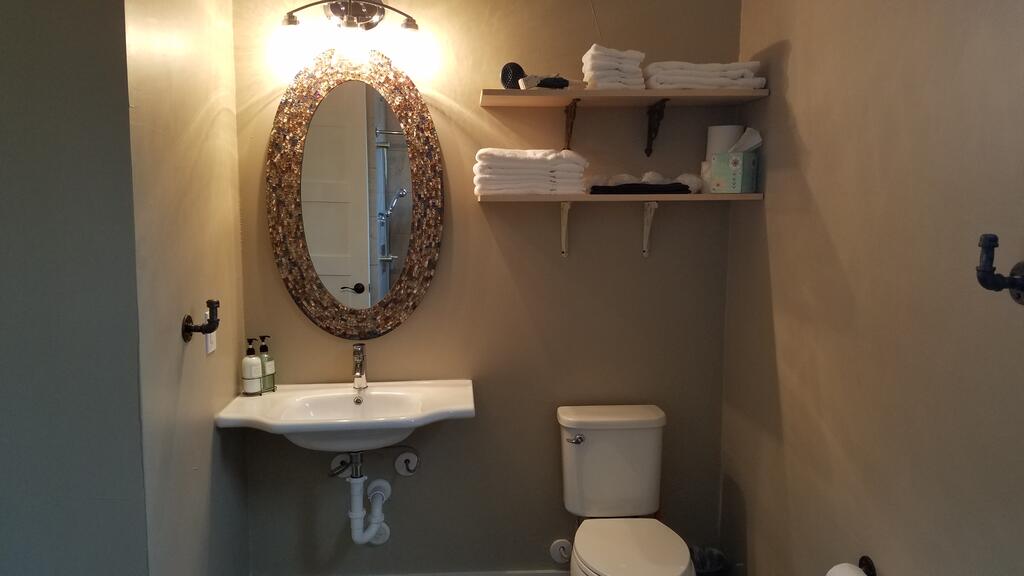 Hill Country Casitas - thumb 2