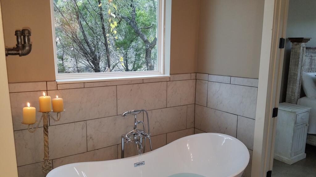 Hill Country Casitas - thumb 3