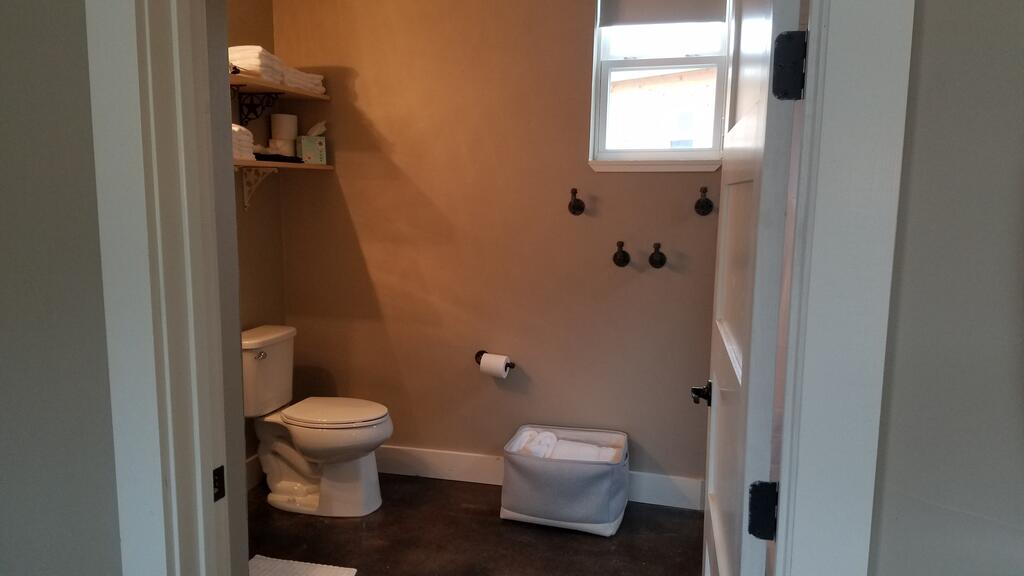 Hill Country Casitas - thumb 1