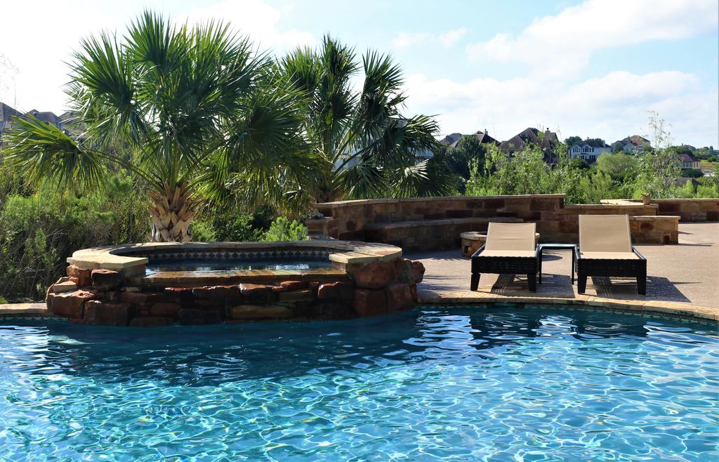 Hill Country Oasis - thumb 2