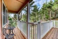 Hillcrest Hideaway Tourism Bookings