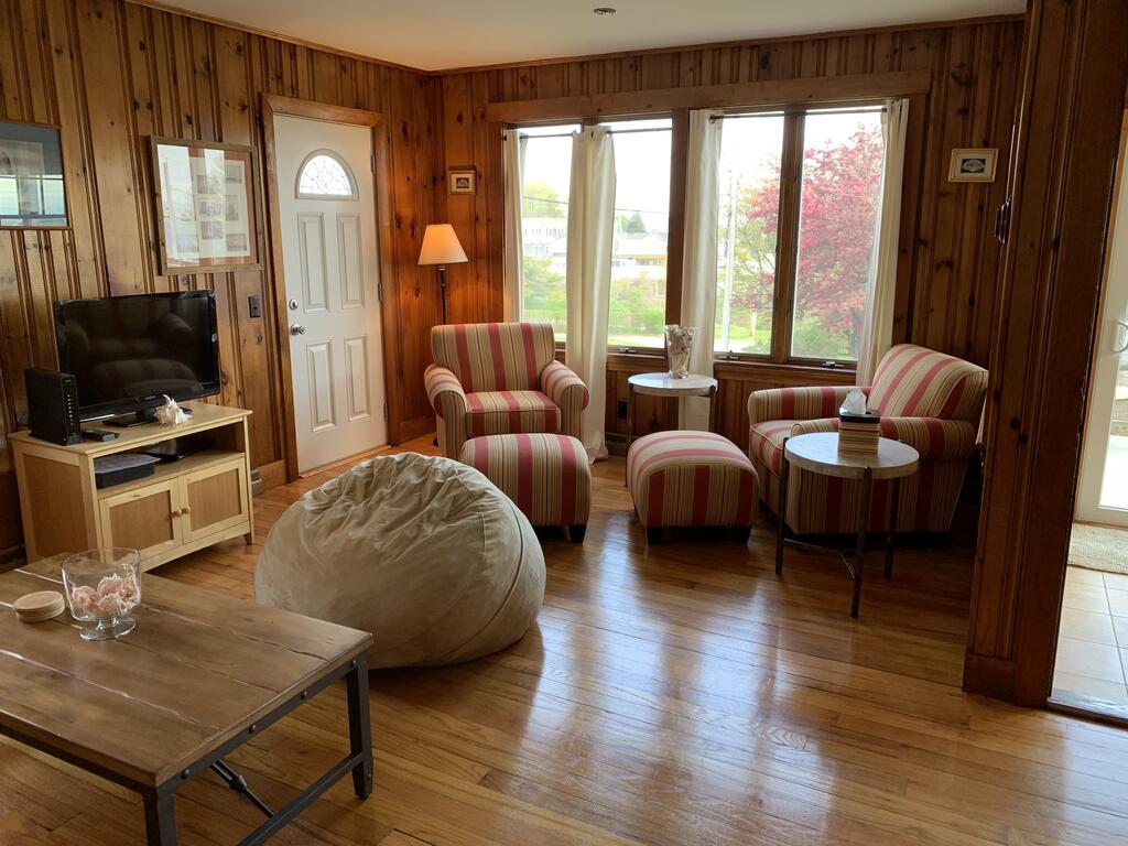 Hillside Ocean View 2BR With Private Beach Access - thumb 0
