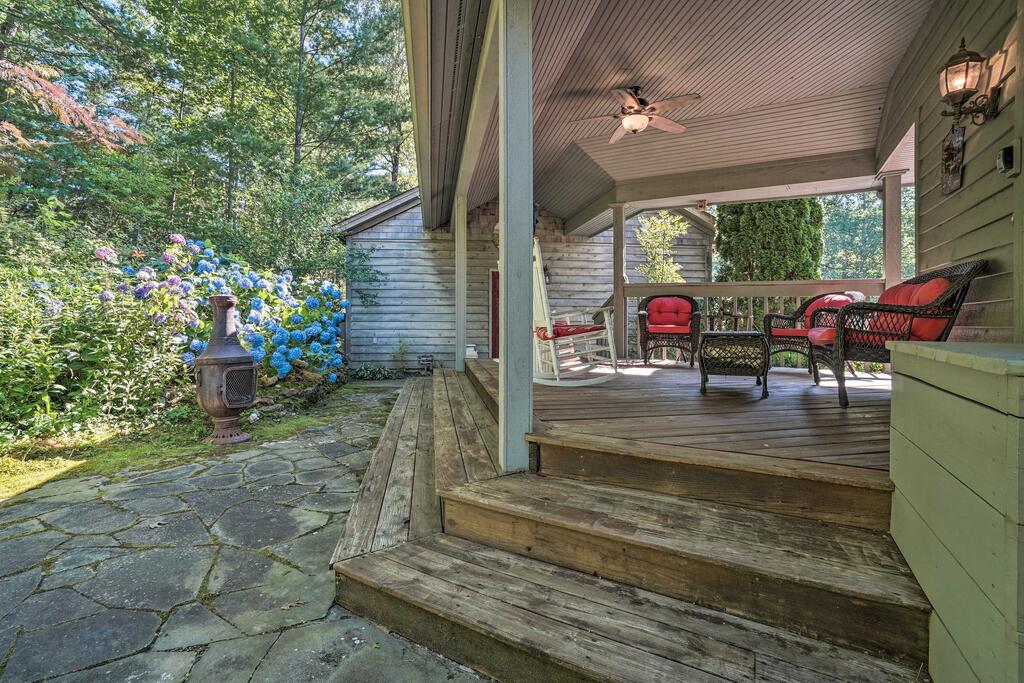 Hilltop Home With Panoramic Forest & Mountain Views! - thumb 1