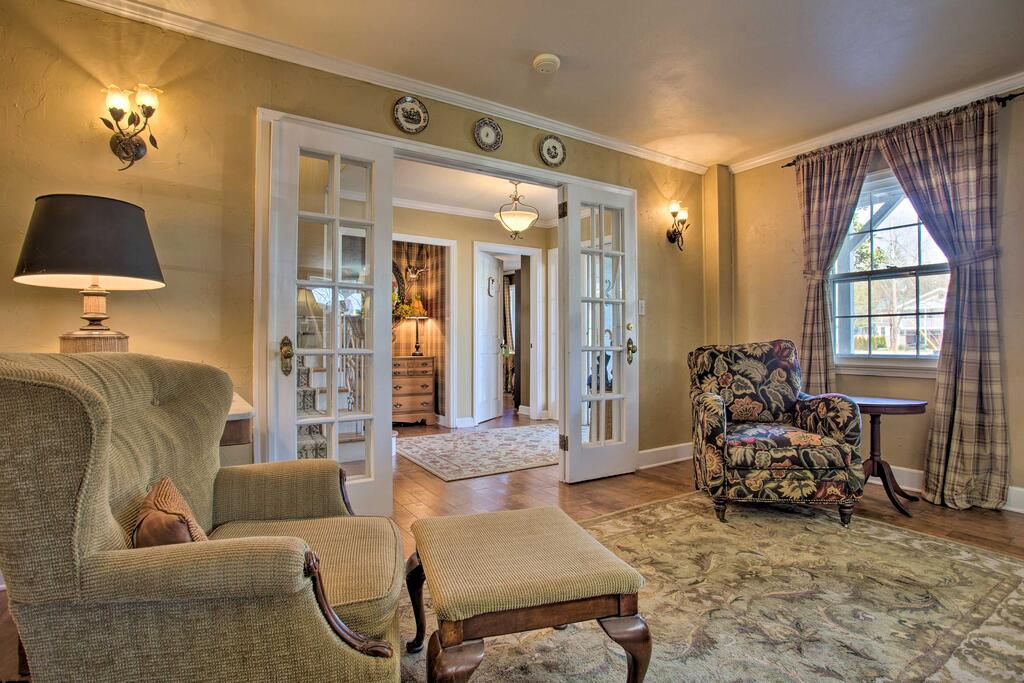 Historic Brevard Home With Deck, Walk Downtown! - thumb 3