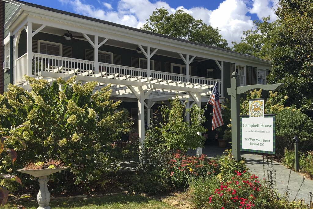 Historic Brevard Home With Deck, Walk Downtown! - thumb 2