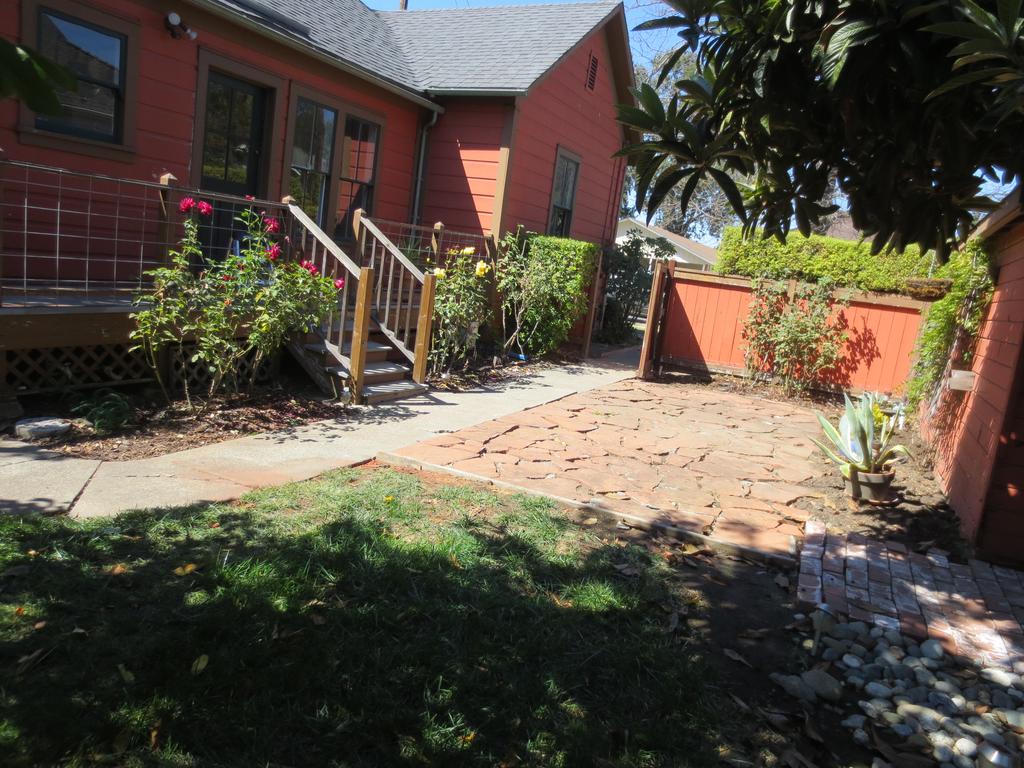 Historic Santa Rosa Cottage - thumb 2