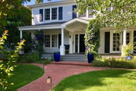 Historic Wine Country Elegance Tourism Bookings