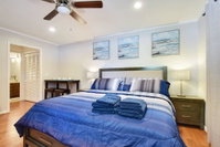 Holiday home near International Childrens Museum in J and C MacArthur Foundation Heliport Tourism Bookings