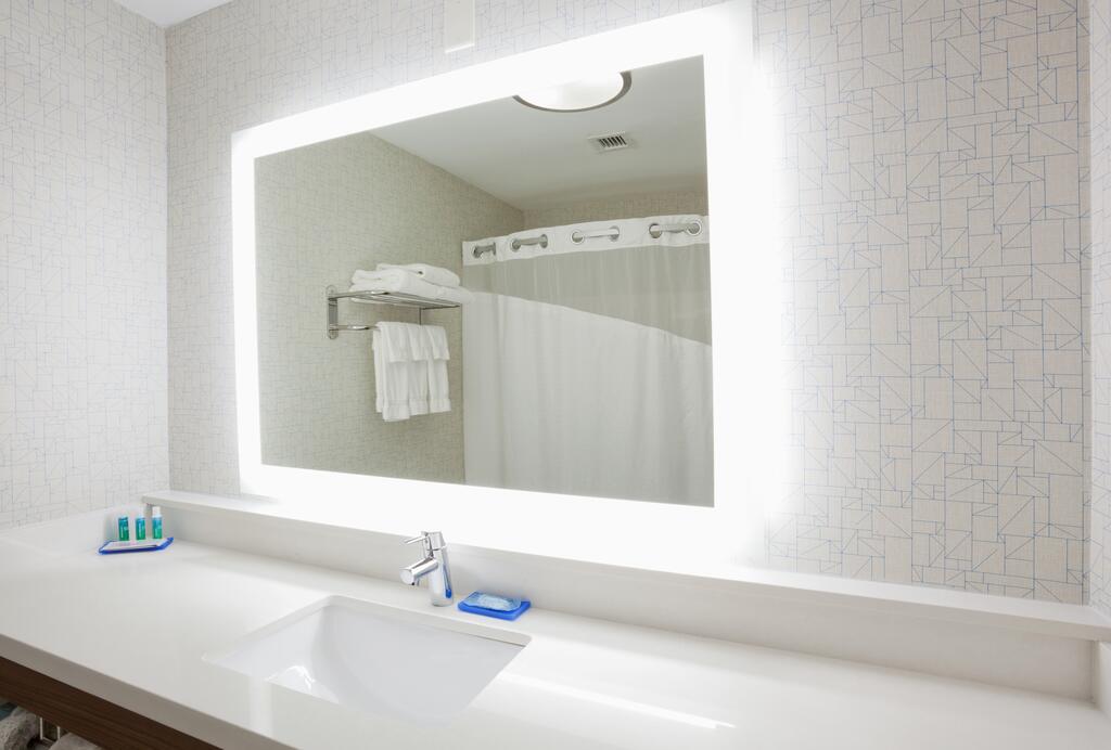 Holiday Inn Express & Suites - Dickinson - thumb 1