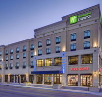 Holiday Inn Express  Suites - Kansas City KU Medical Center - USA Accommodation