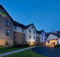 Holiday Inn Express & Suites Bradley Airport - Tourism Bookings