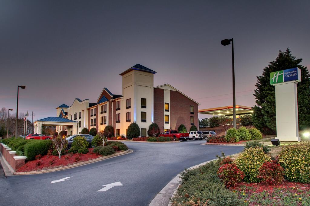 Holiday Inn Express Dahlonega - thumb 0