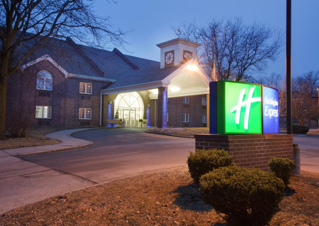 Holiday Inn Express Des Moines-At Drake University - thumb 0