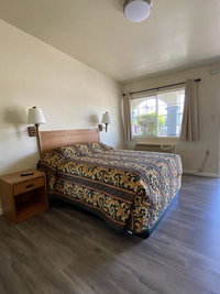 Holiday Motel USA Accommodation