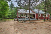 Home with Billiards  Porch 10 Mins to Conway Lake USA Accommodation