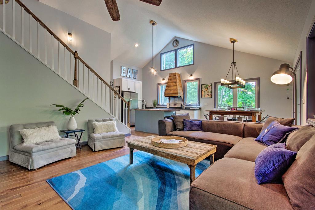 Home With Deck, Swings, Game Rm-8Mi To Asheville - thumb 0