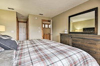 Home with Game Room 3 Min to Camelback Mtn Resort Tourism Bookings