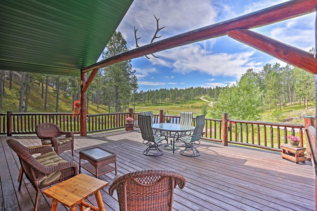 Home With Hot Tub&Pond, 15 Mi To Custer St Park - thumb 1
