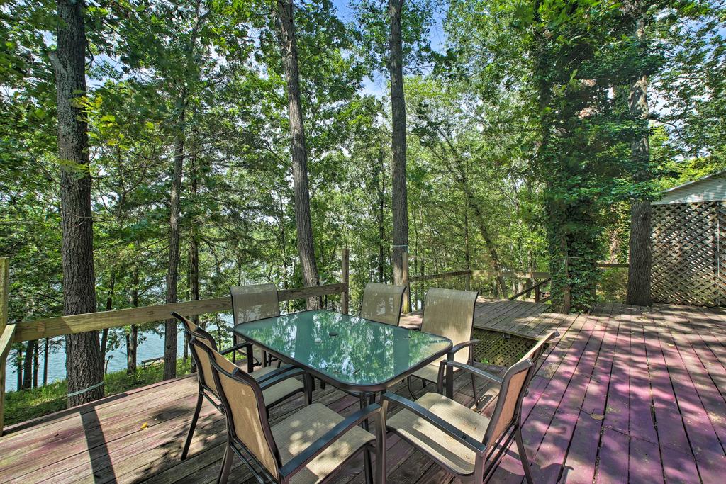 Home With Large Deck On Table Rock Lake! - thumb 1