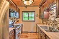 Home with Sunroom - 10-Min Walk to Boulder Beach USA Accommodation