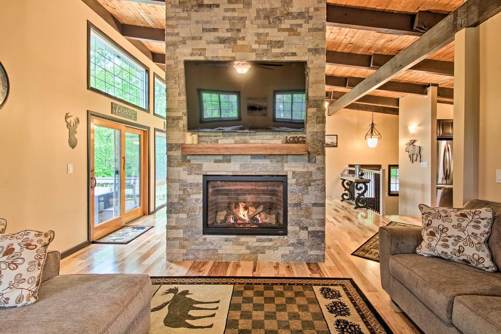 Home With Sunroom - 10-Min Walk To Boulder Beach - thumb 3
