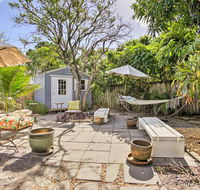 Home with Volleyball Court - Near Lake Worth Beach - Students Accommodation