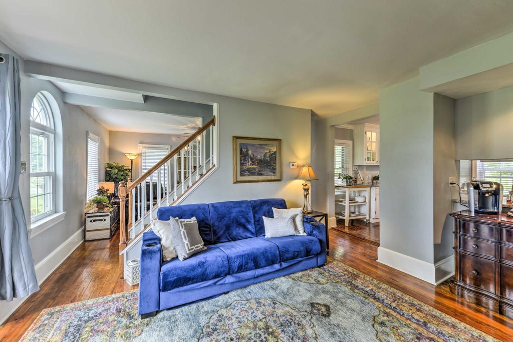 Horse Friendly Williamstown Farmhouse-Near Main St - thumb 2