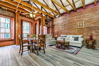 Hosteeva Charming Historic Frnch Quarter Condos Tourism Bookings