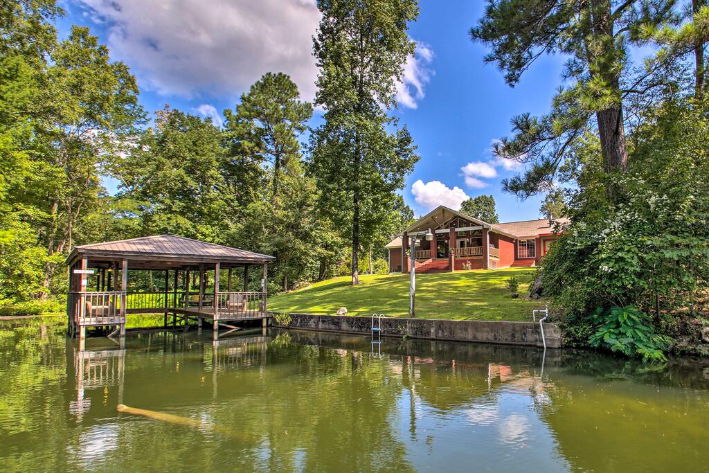 Hot Springs Area Home With Dock On Lake Hamilton - thumb 3