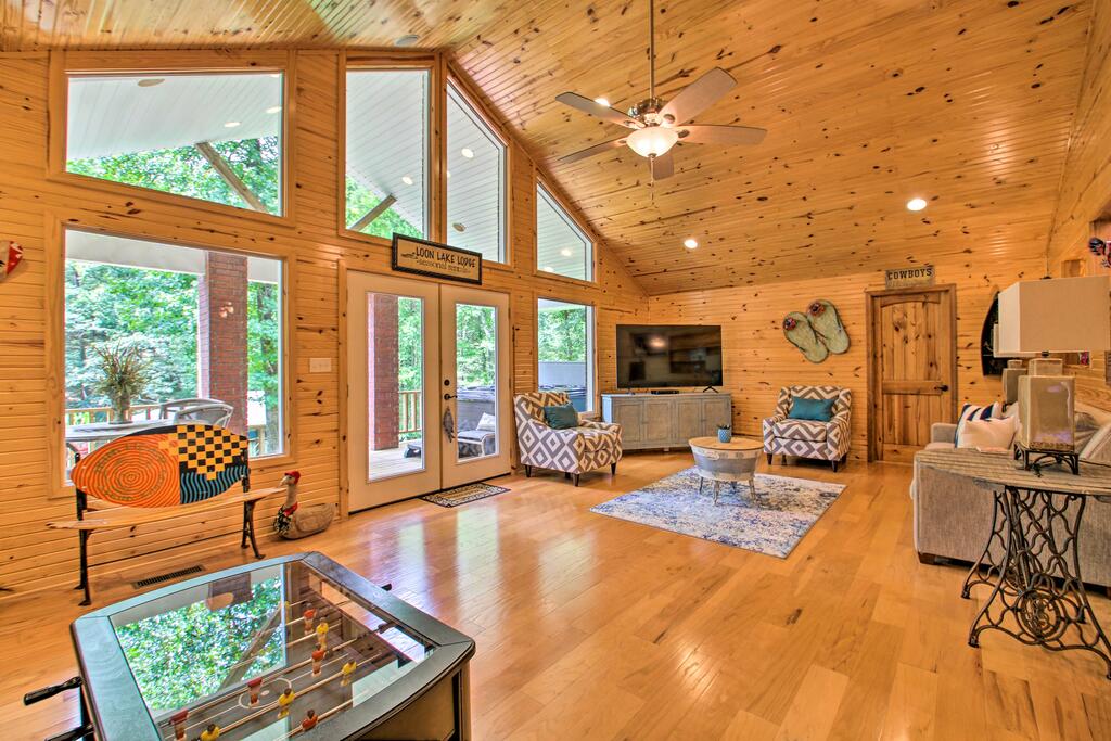 Hot Springs Area Home With Dock On Lake Hamilton - thumb 0