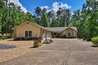 Hot Springs Home with Pool Table Grill and Fire Pit Tourism Bookings