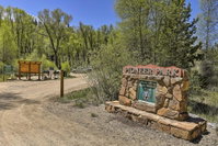 Hot Sulphur Springs Cottage - Near Resort  RMNP Tourism Bookings