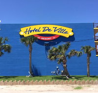 Hotel DeVille - USA Accommodation